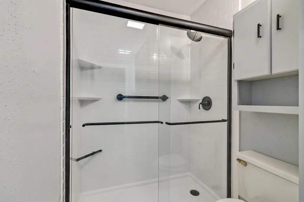 79 Oscar Elmore Lane Crossville TN 38555