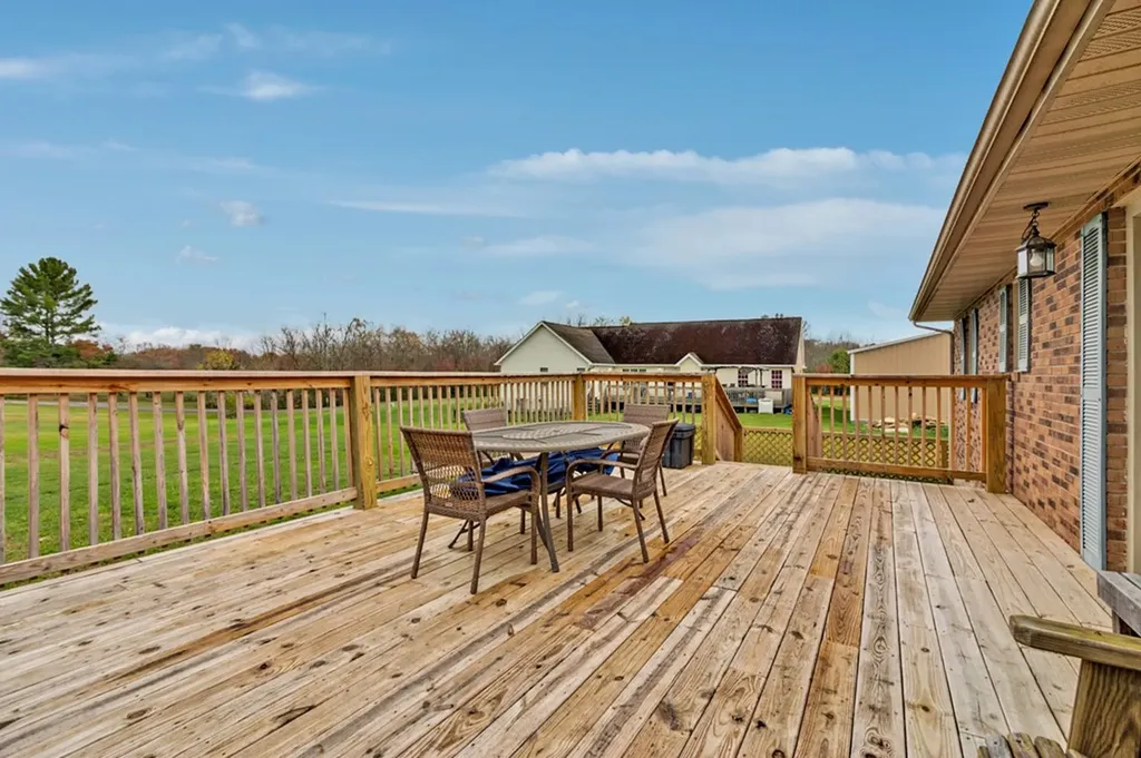 79 Oscar Elmore Lane Crossville TN 38555