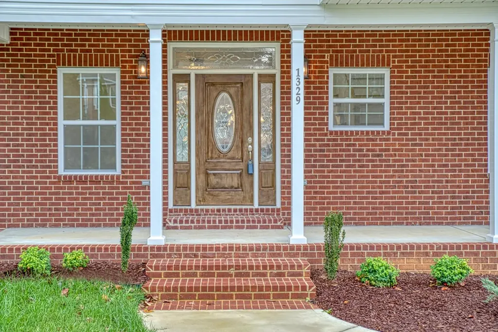 1329 Bridle Path Cookeville TN 38501