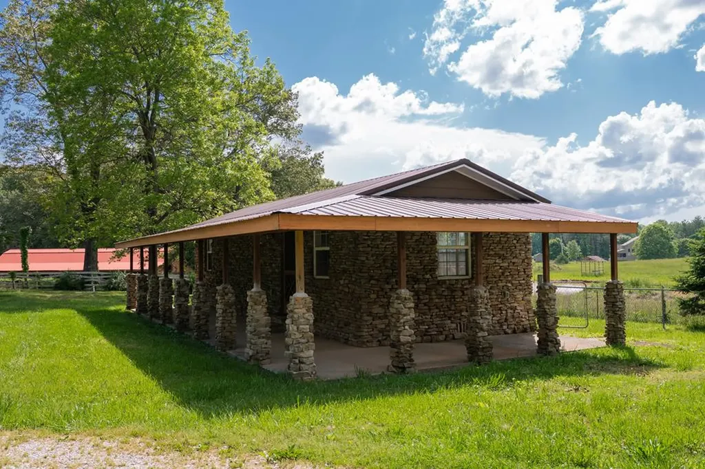 7030 Dodson Branch Road Cookeville TN 38501