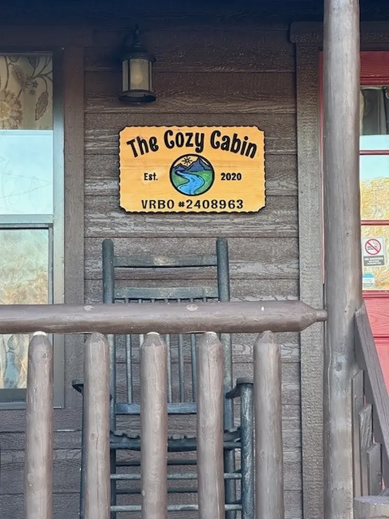 1983 Standing Stone Park Highway Hilham TN 38568