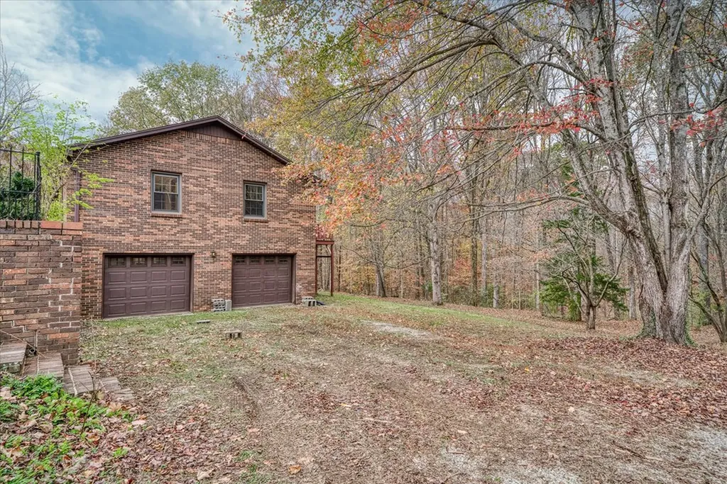 3847 Post Oak Circle Cookeville TN 38506