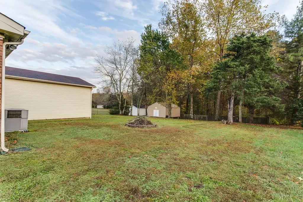 333 333 Emmett Stone Lane Other TN 37360