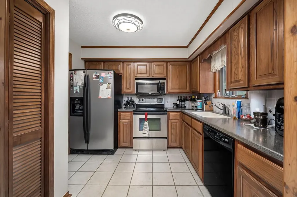 8445 Smithville Highway Sparta TN 38583