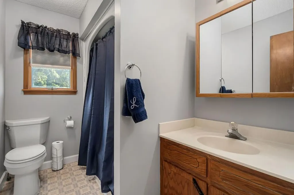 8445 Smithville Highway Sparta TN 38583