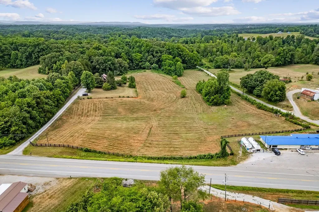 8445 Smithville Highway Sparta TN 38583