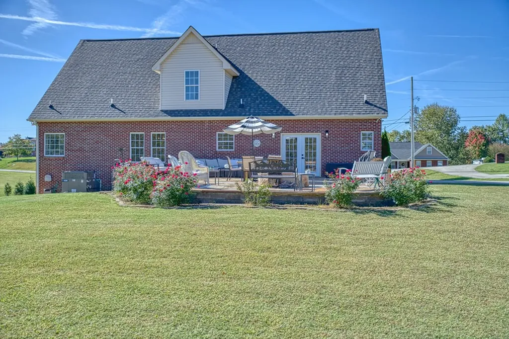 908 River Bend Drive Cookeville TN 38506