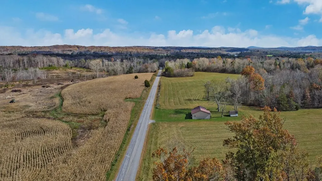 10612 Newton Road Crossville TN 38572