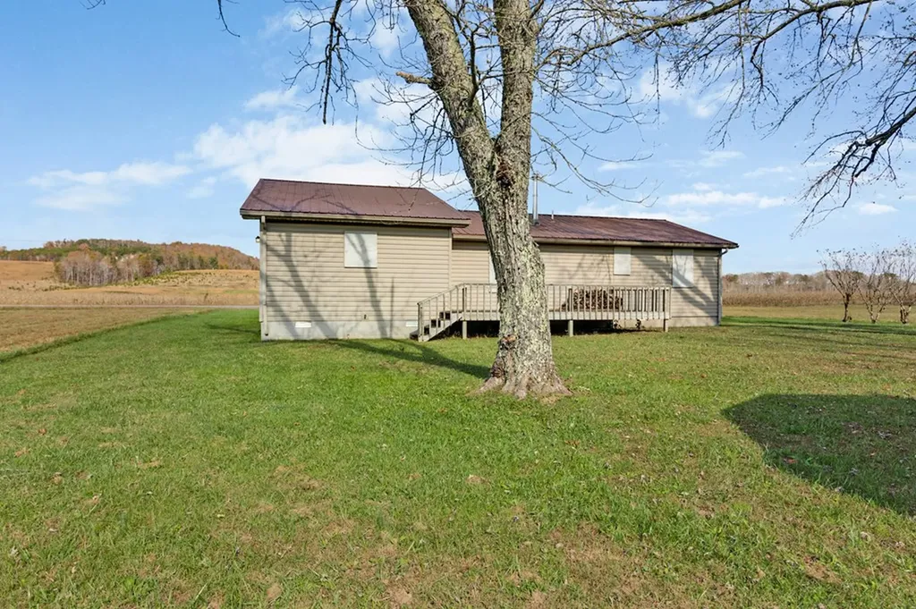10612 Newton Road Crossville TN 38572