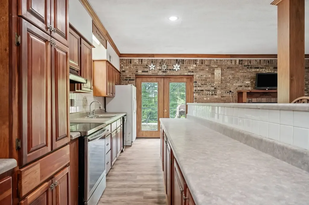 434 Windle Community Road Livingston TN 38570