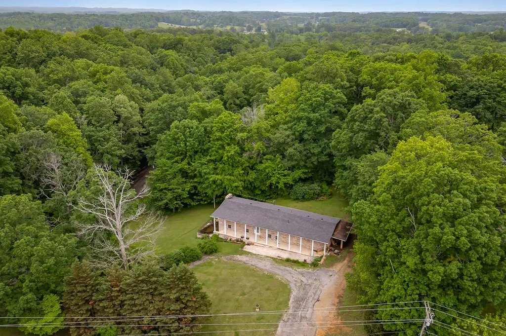 434 Windle Community Road Livingston TN 38570