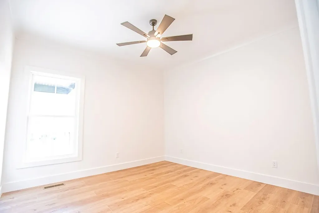 4129 Mirandy Cookeville TN 38506