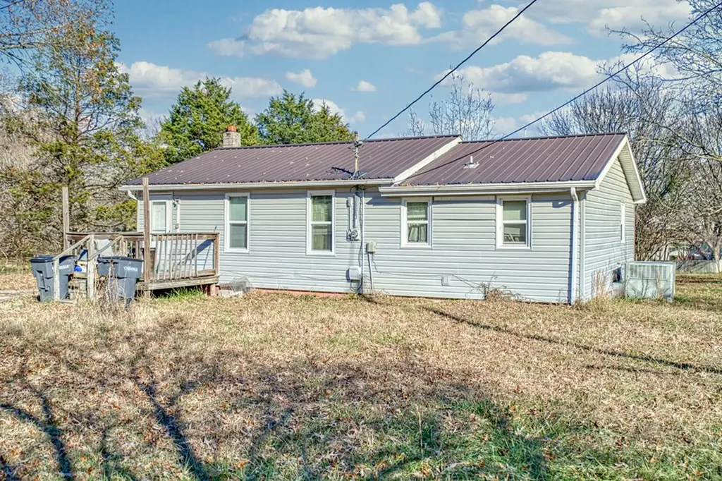 1685 Bunker Hill Road Cookeville TN 38506