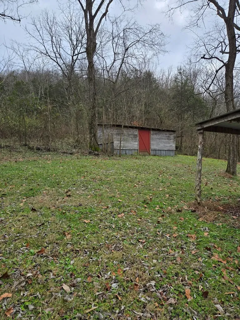 1740 Dry Fork Road Granville TN 38564