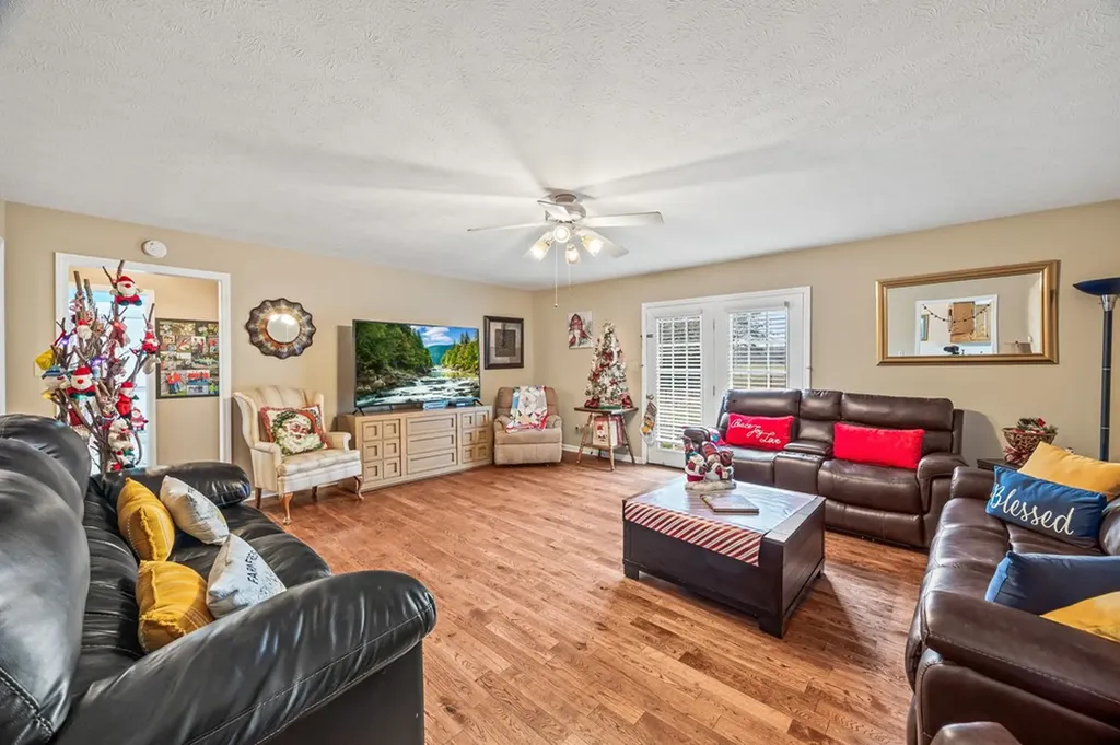 258 Raintree Drive Livingston TN 38570