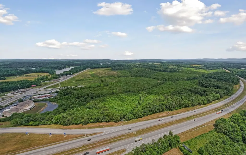 1110 Peavine Road Crossville TN 38551