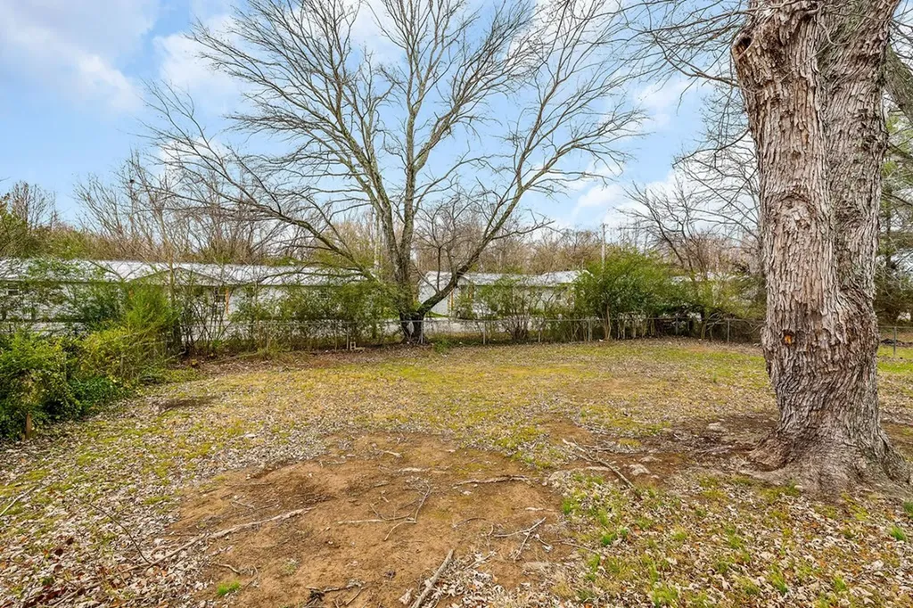 123 Cascade Avenue Mcminnville TN 37110