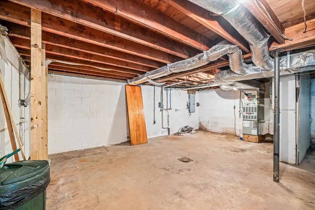 1395 Beason Road Byrdstown TN 38549