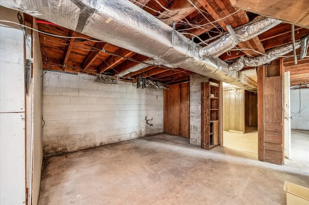 1395 Beason Road Byrdstown TN 38549