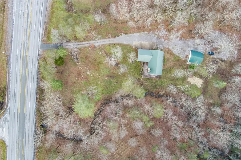 2286 Peavine Road Crossville TN 38571