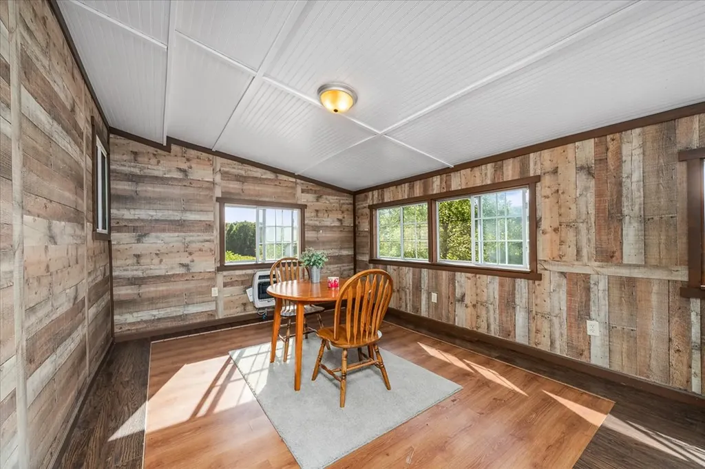 493 Crockett Lake Drive Crossville TN 38572