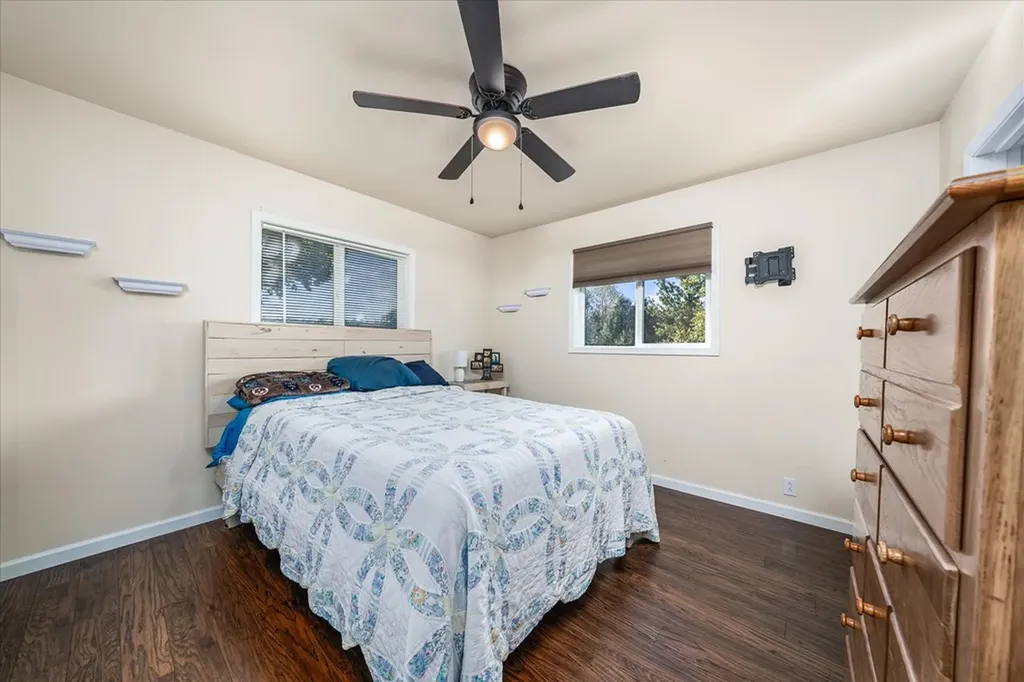 493 Crockett Lake Drive Crossville TN 38572