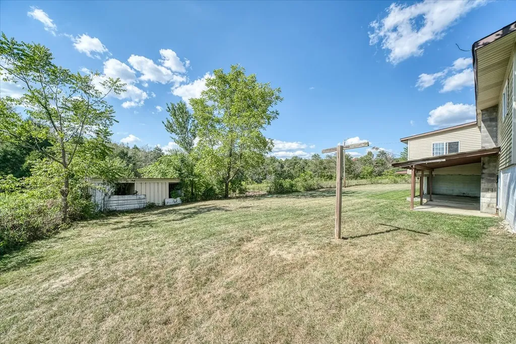 493 Crockett Lake Drive Crossville TN 38572