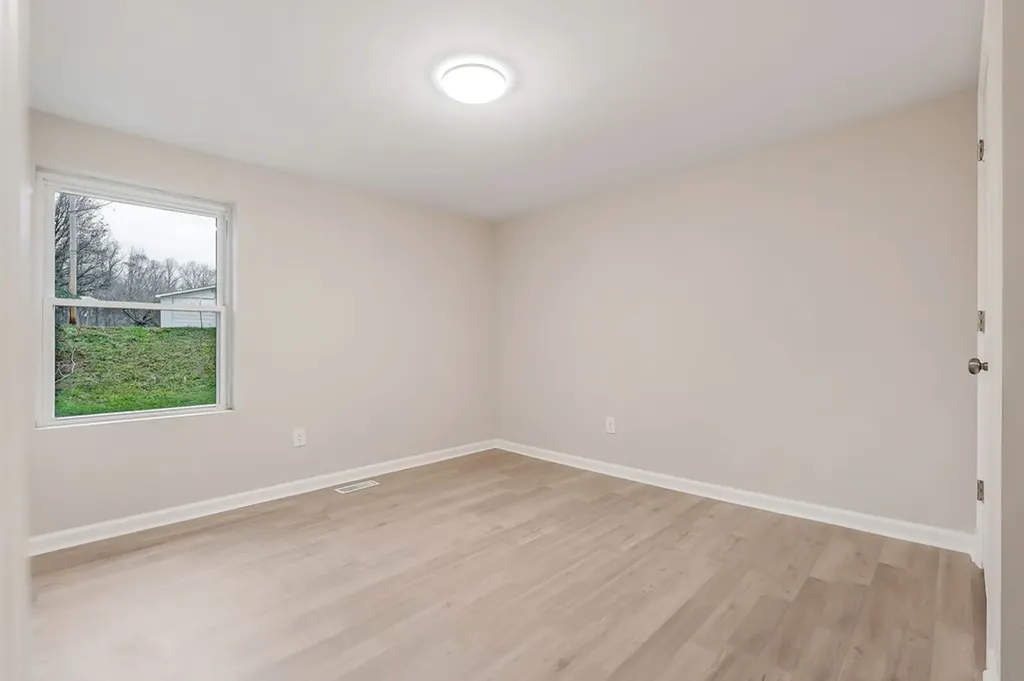 3115 Sparta Highway Smithville TN 37166