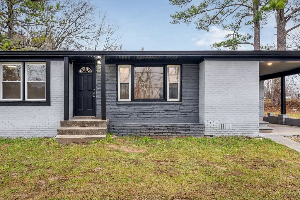 3115 Sparta Highway Smithville TN 37166