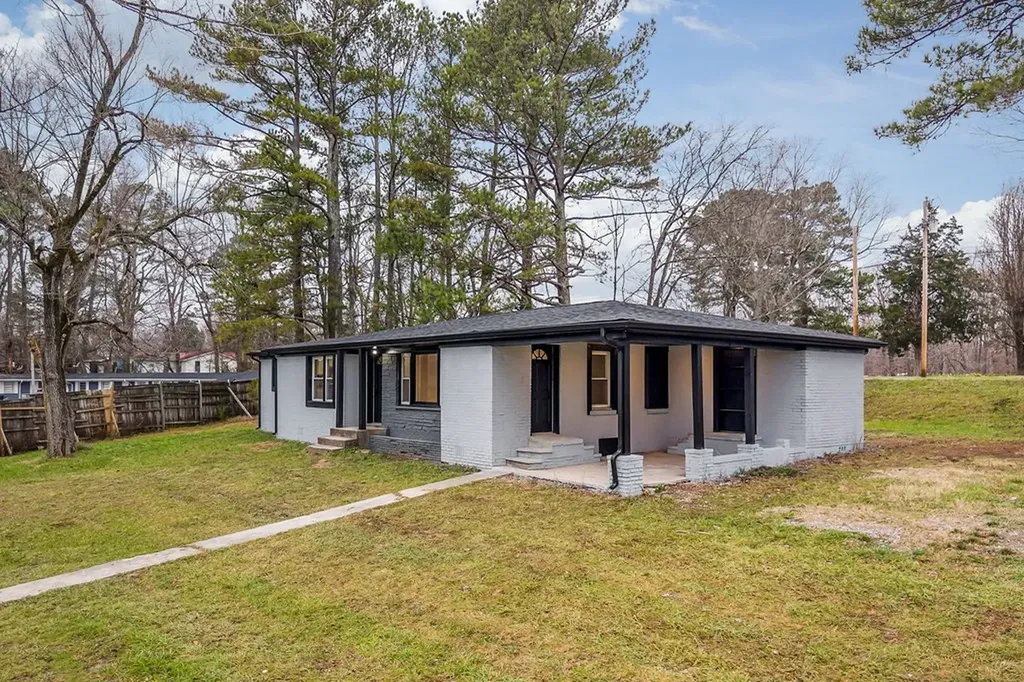 3115 Sparta Highway Smithville TN 37166