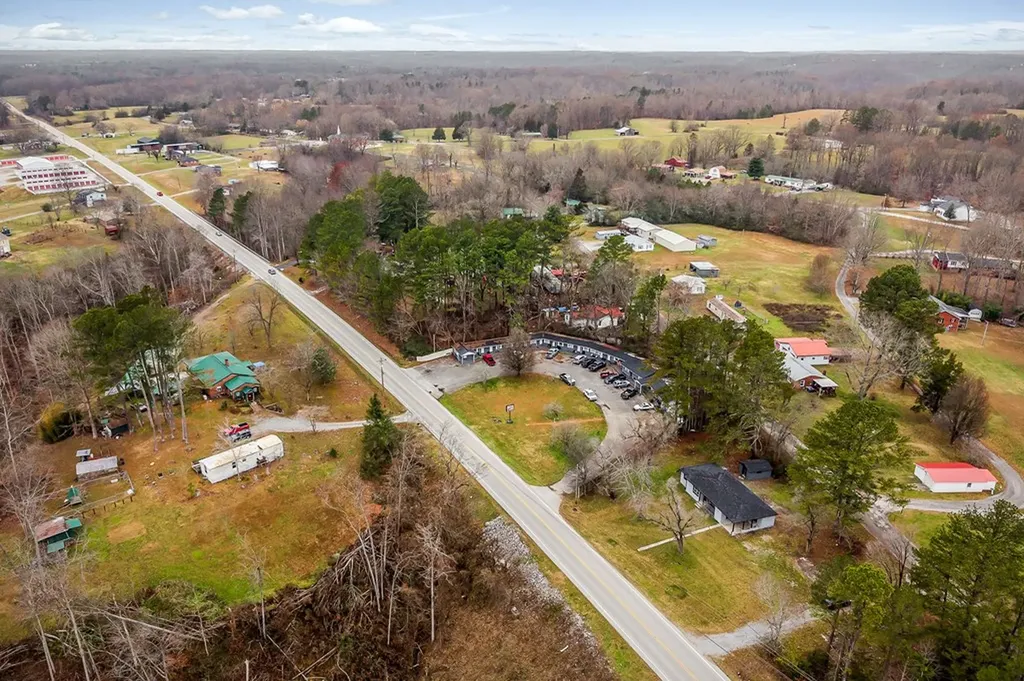 3115 Sparta Highway Smithville TN 37166