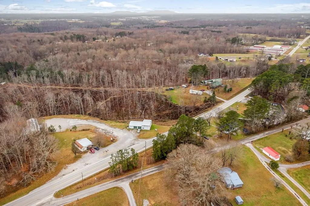 3115 Sparta Highway Smithville TN 37166