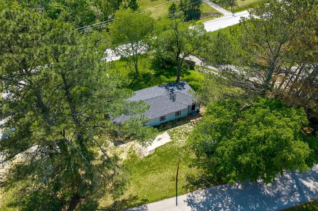 3115 Sparta Highway Smithville TN 37166