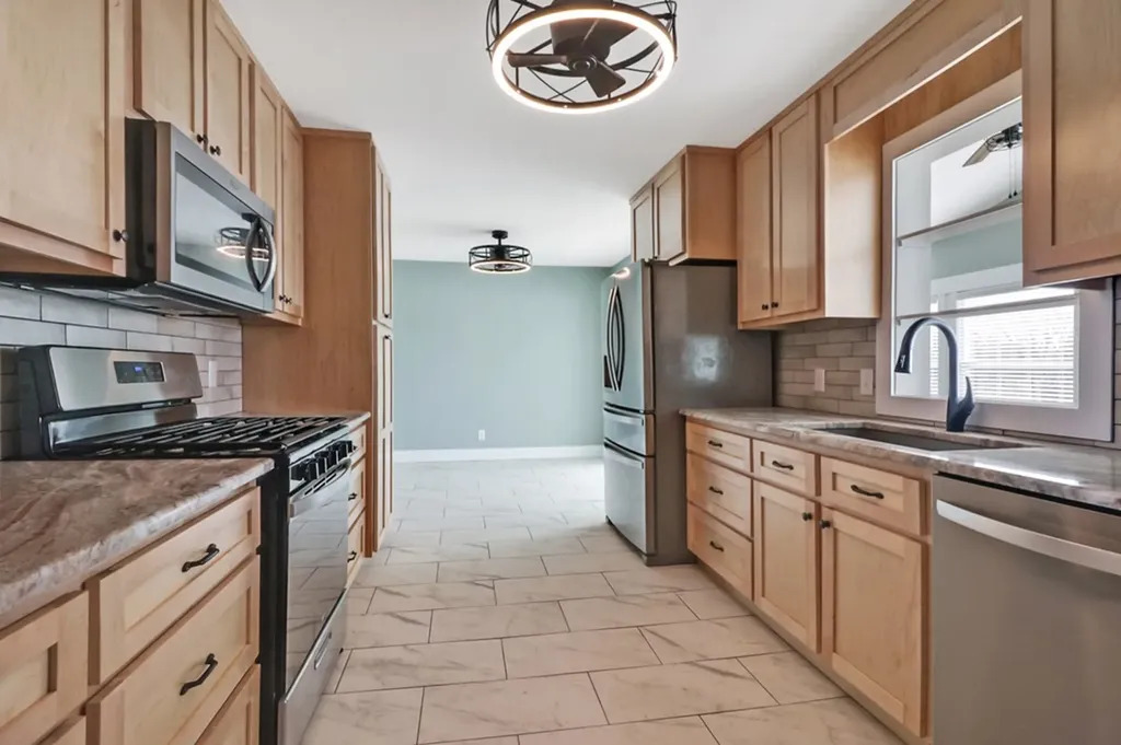 1065 Old Grimsley Road Grimsley TN 38556