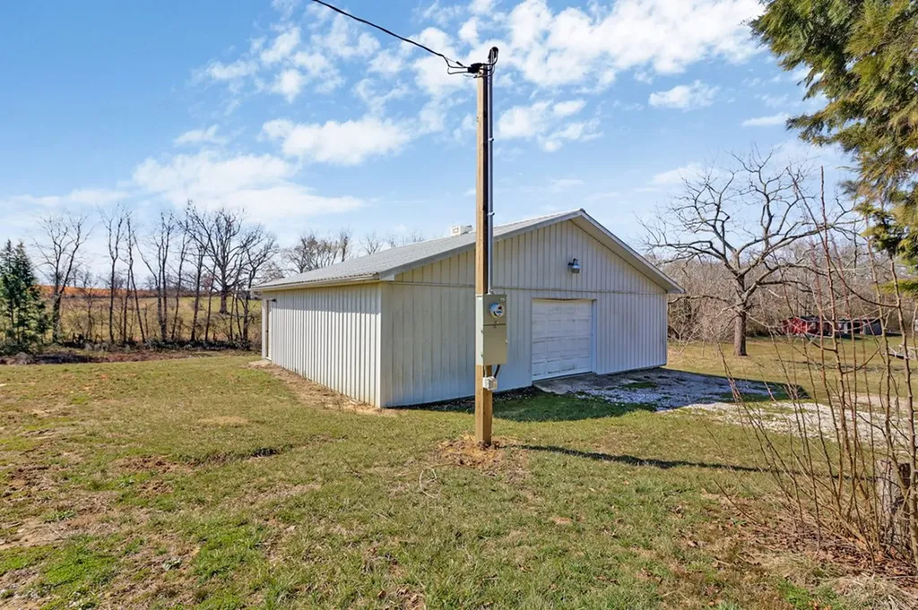 1065 Old Grimsley Road Grimsley TN 38556