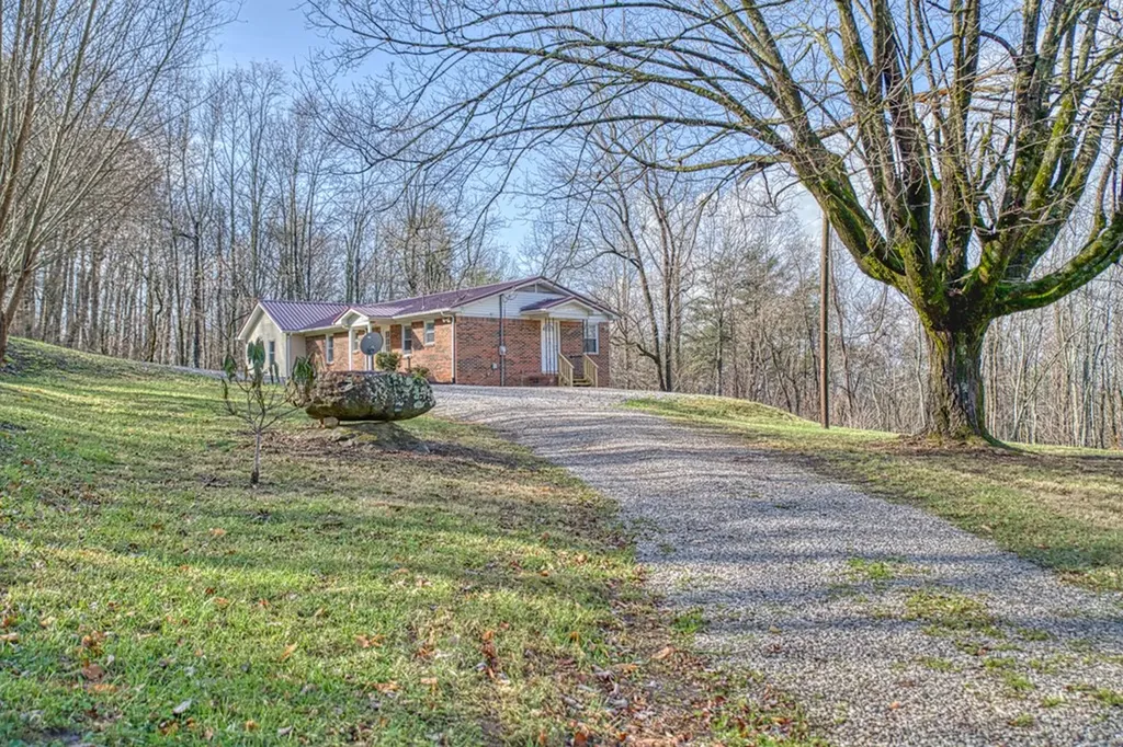 6003 Walker Mountain Road Cookeville TN 38506