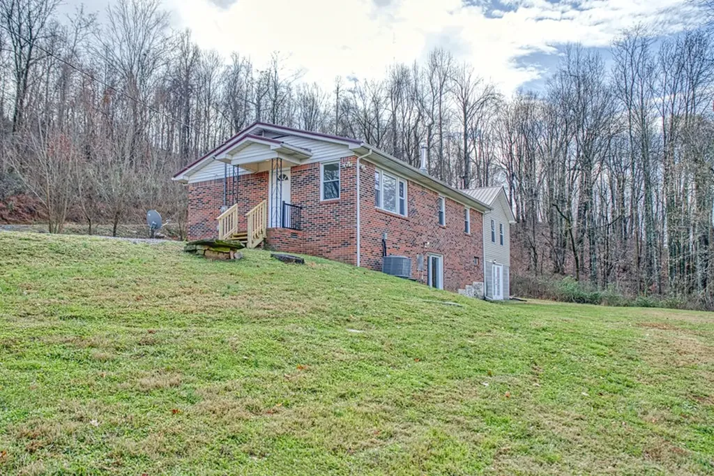 6003 Walker Mountain Road Cookeville TN 38506