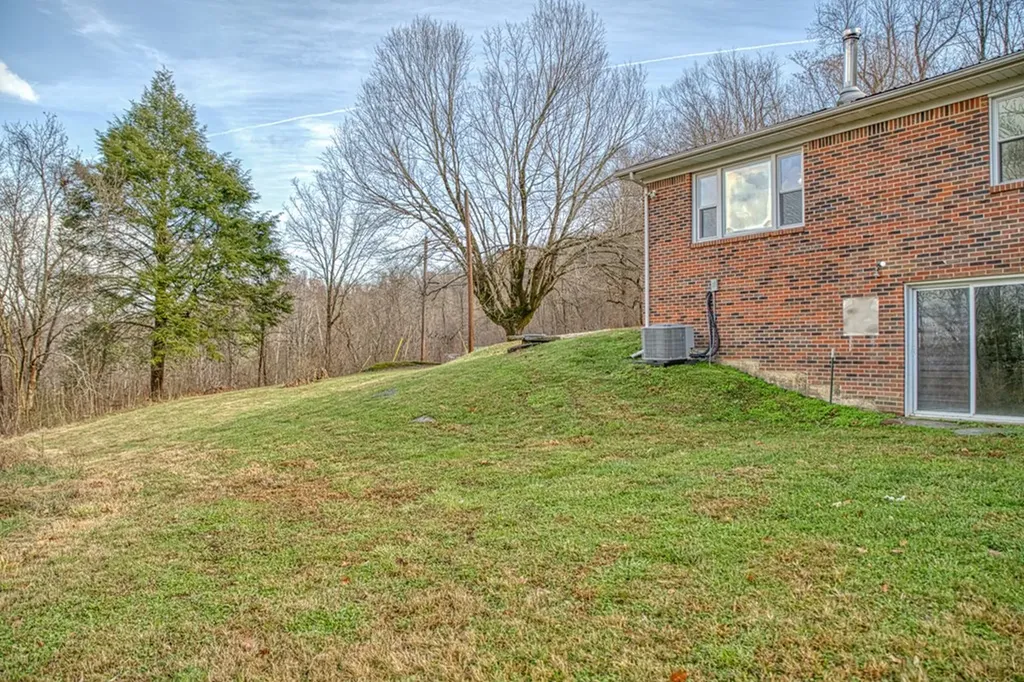 6003 Walker Mountain Road Cookeville TN 38506