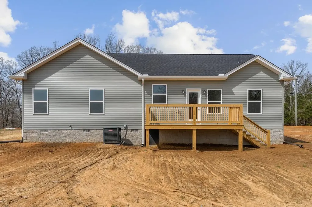 320 Johnson Chapel Road Sparta TN 38583