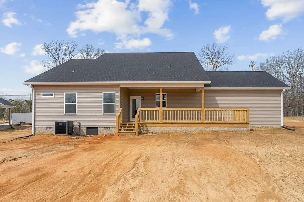 250 Johnson Chapel Road Sparta TN 38583