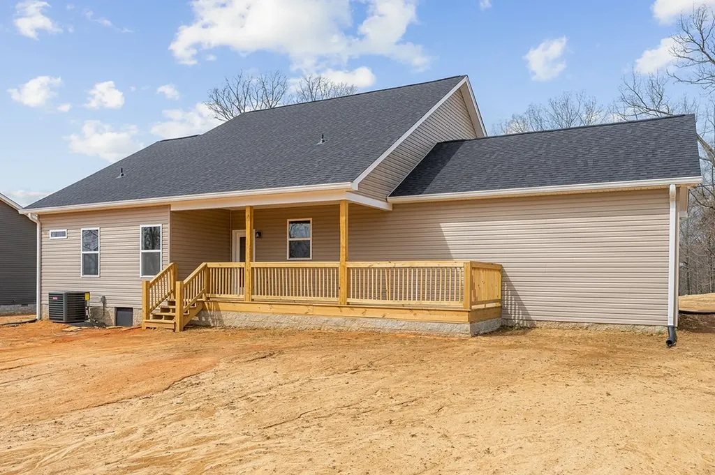 250 Johnson Chapel Road Sparta TN 38583