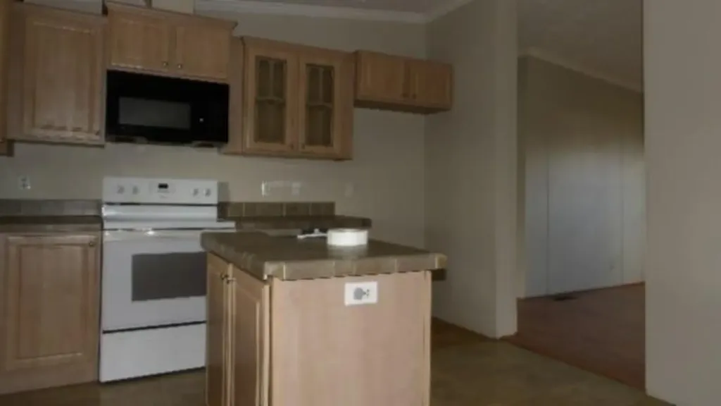 11508 Clay County Highway Moss TN 38575