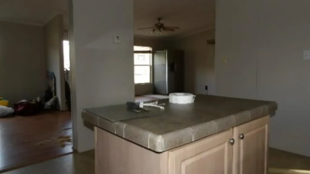 11508 Clay County Highway Moss TN 38575