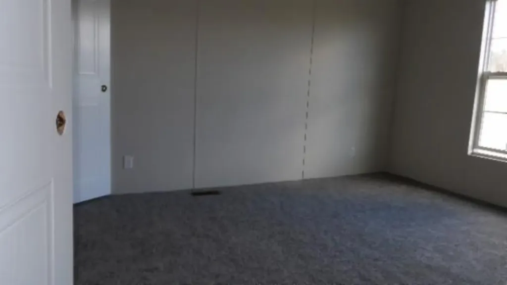 11508 Clay County Highway Moss TN 38575