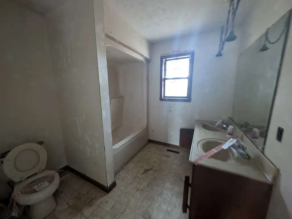 6674 Putnam Street Baxter TN 38544