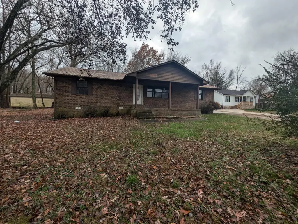 6674 Putnam Street Baxter TN 38544