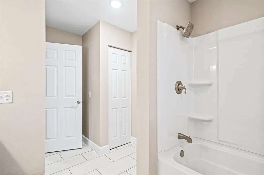 305 N Holly Street Monterey TN 38574