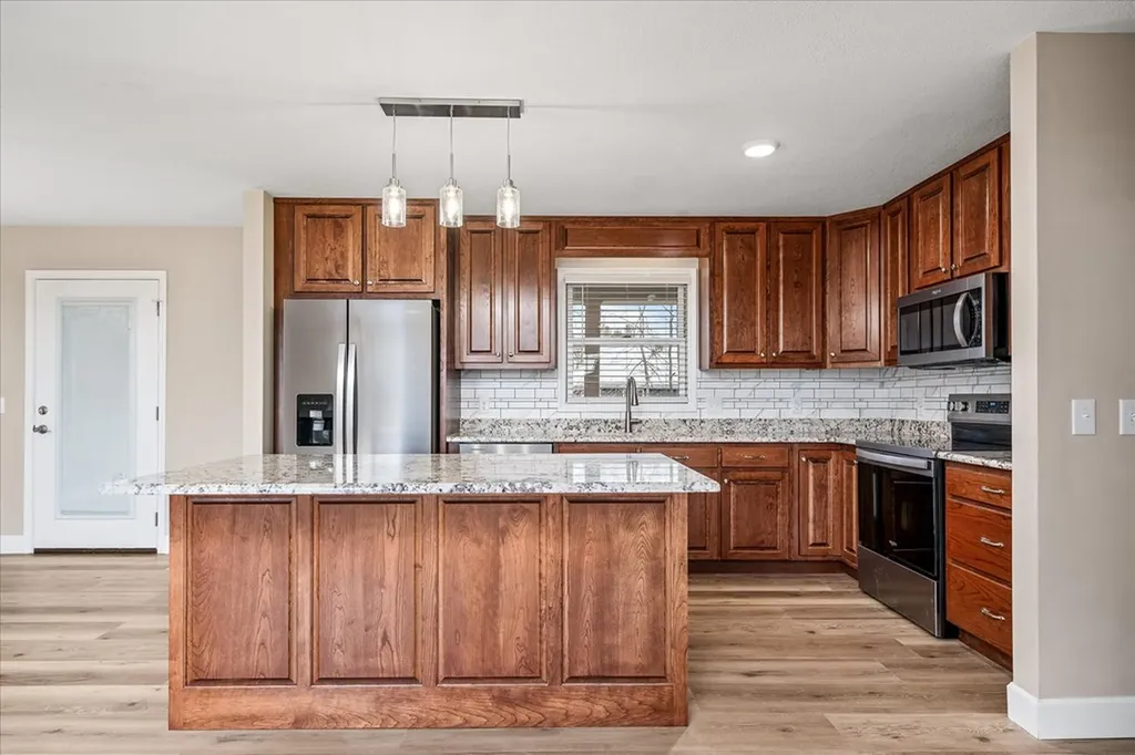 305 N Holly Street Monterey TN 38574