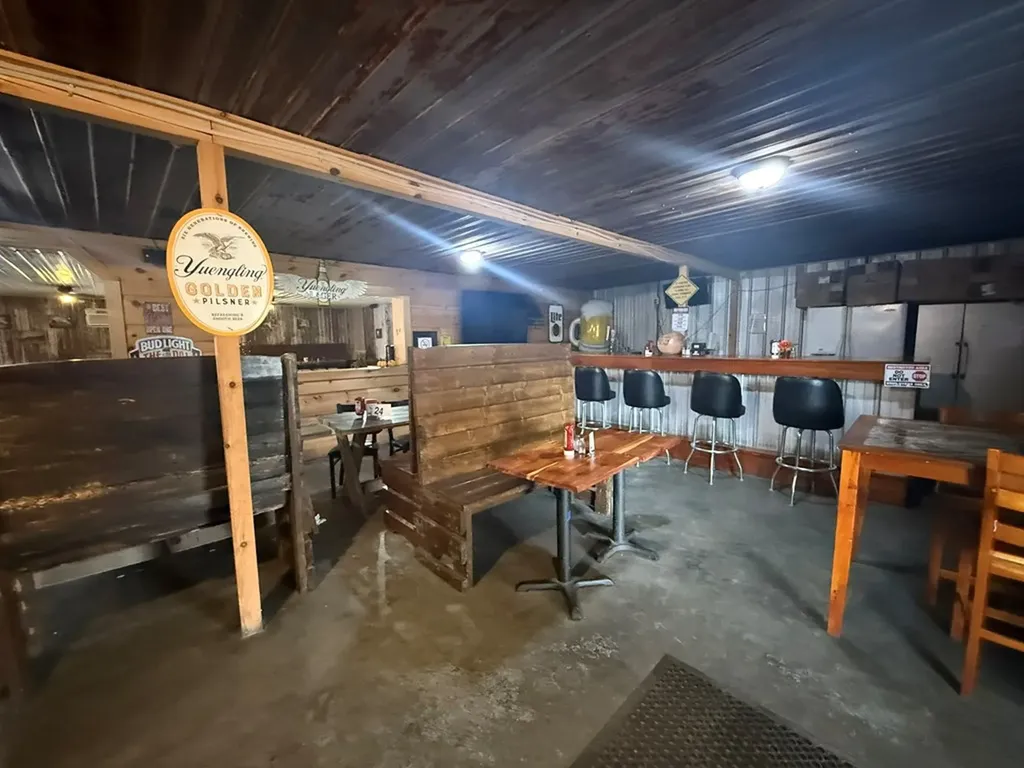 2705 Livingston Highway Monroe TN 38573