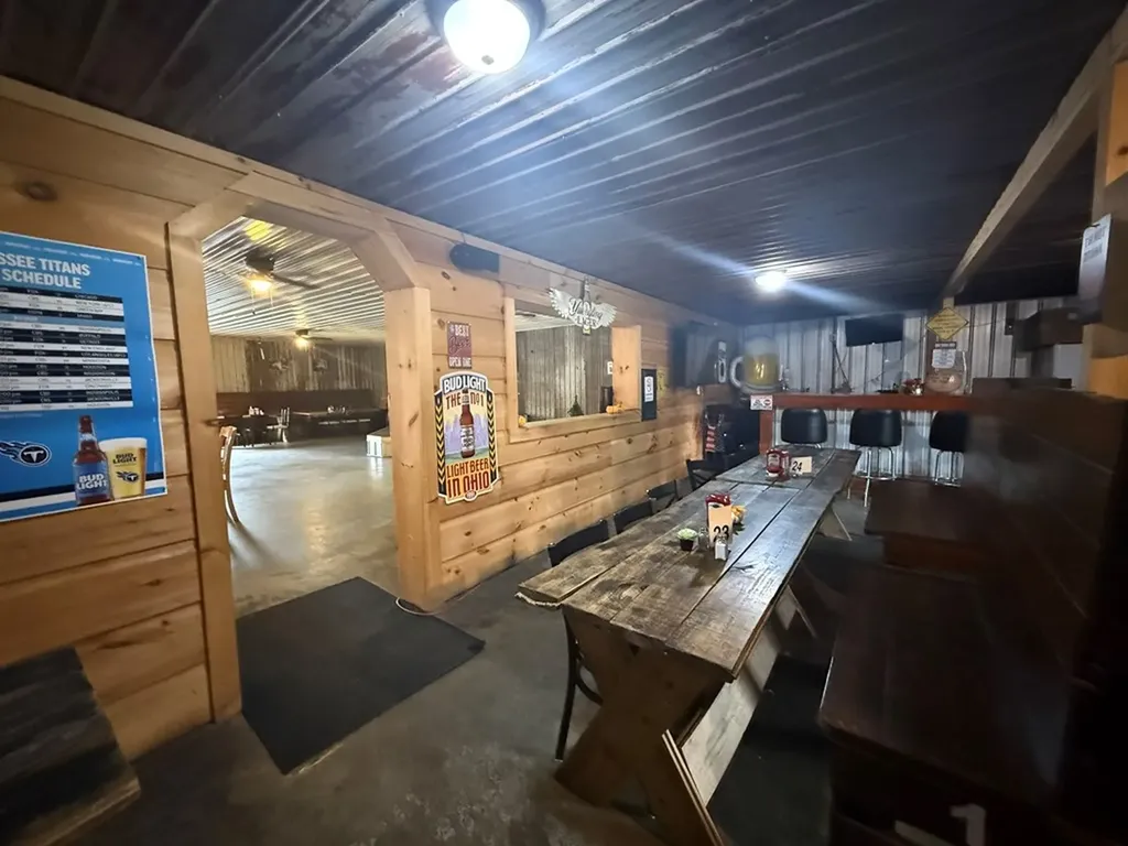 2705 Livingston Highway Monroe TN 38573